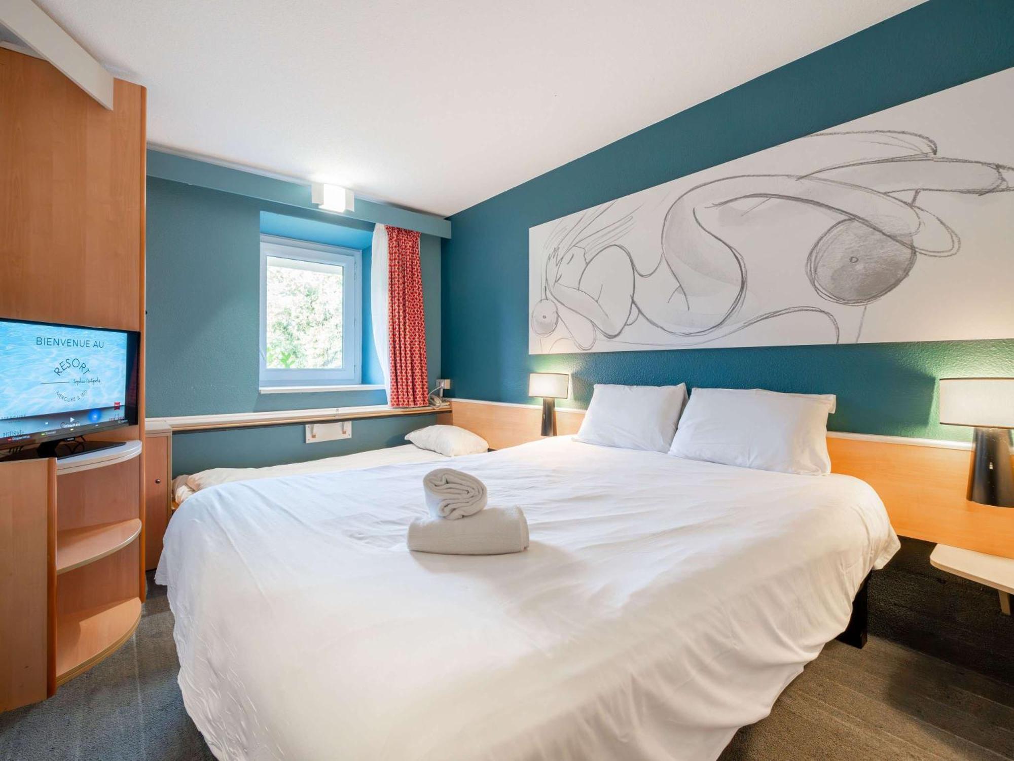 Hotel Ibis Antibes Sophia-Antipolis Valbonne Exterior foto