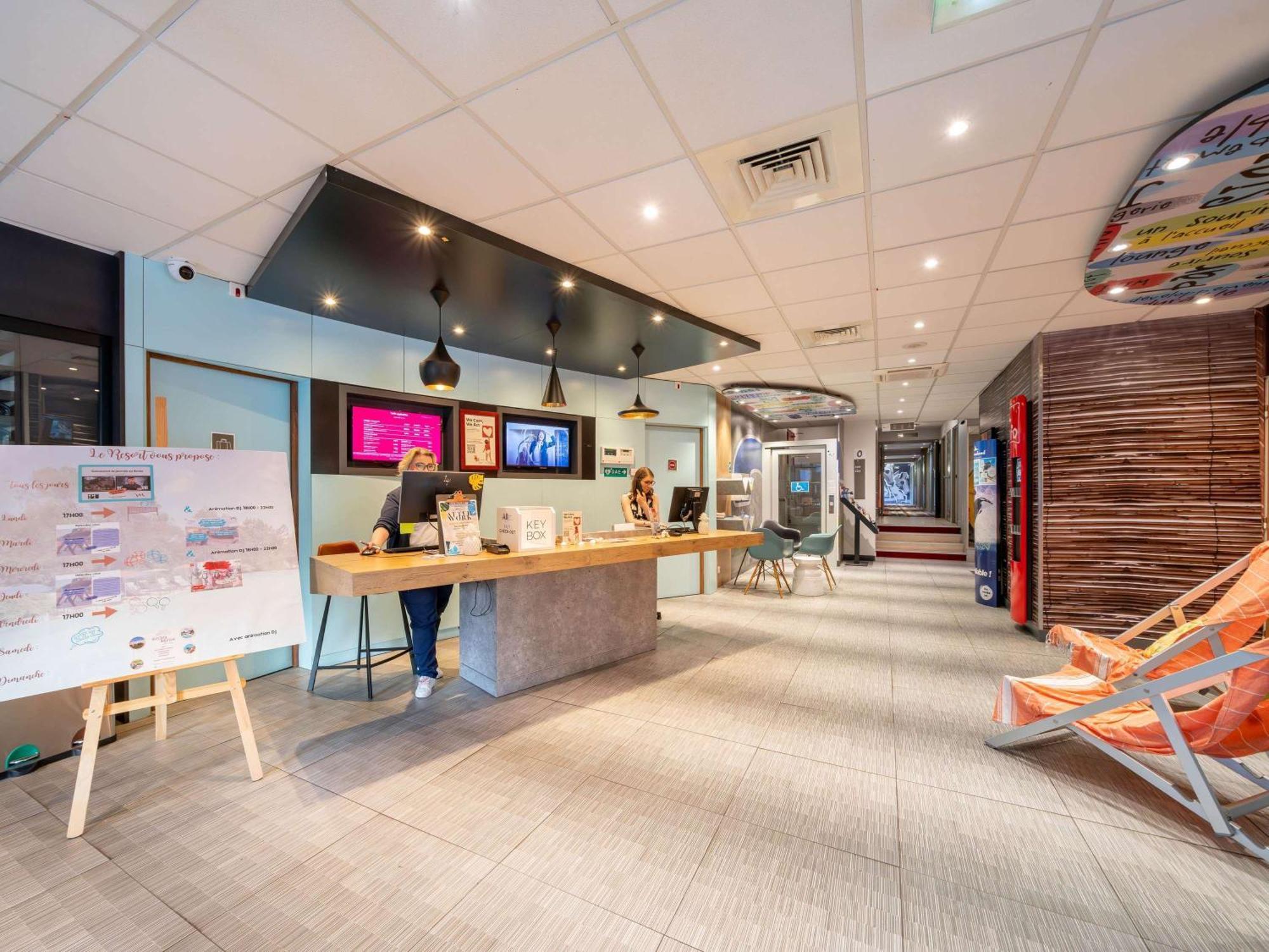 Hotel Ibis Antibes Sophia-Antipolis Valbonne Exterior foto